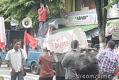 The Traditional Market Traders Soekarno Sukoharjo Demonstration
