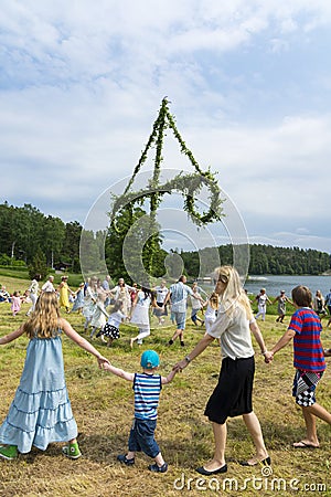 Traditional swedish Midsummer dance