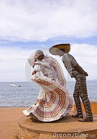 Traditionhal mexican dancers sculpture