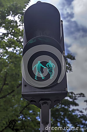 Traffic lights for pedestrians and cyclists