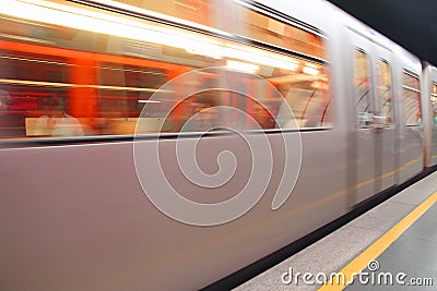 Train that travels fast in the underground station on track