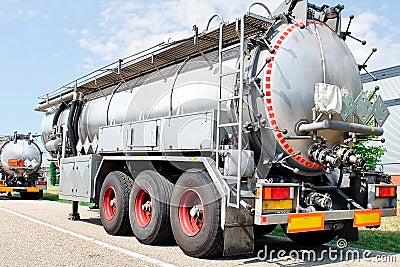 Truck trailer with fuel container