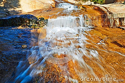 The turbulent flow on the megalith