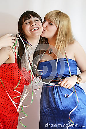 two-woman-celebrating-birthday-9592680.jpg