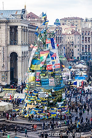 Ukrainian revolution, Euromaidan after an attack by government f