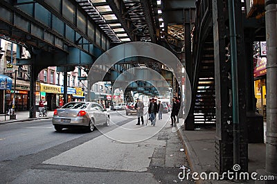 under-elevated-train-new-york-city-18805764.jpg