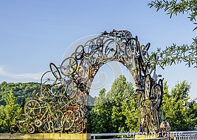 Unique arch made of bicycles along the Tennessee River