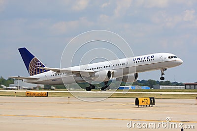 United Airlines airplane taking off
