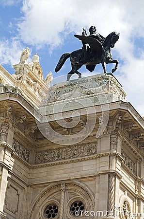 Vienna Opera house fountain statues Austria Europe