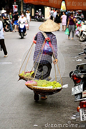 Vietnamese women street vendors Hanoi