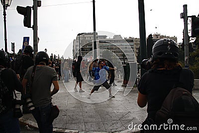 Violent clashes during Merkel visit in Athens