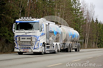 Volvo FH Tank Truck Transports Valio Milk