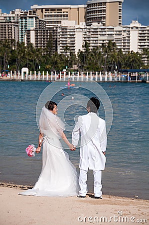 Waikiki Beach - Hawaii wedding