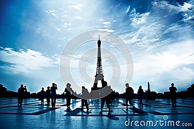 Walking people silhouettes in Paris