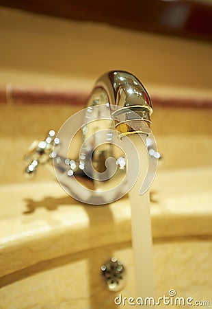 Water faucet