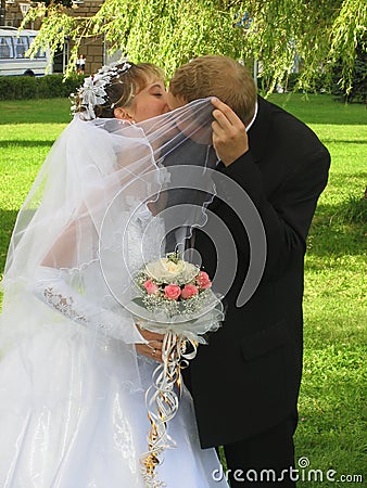 The wedding kiss