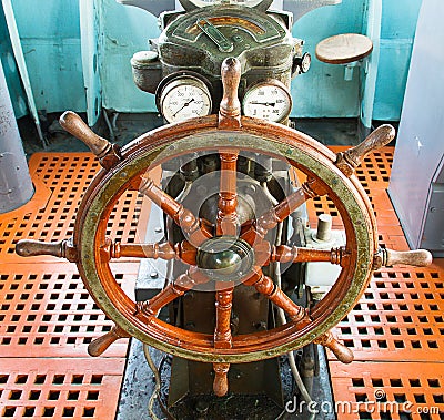 Wheel of a motor boat cockpit
