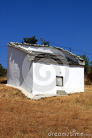 white-pombais-traditional-north-portugal-17052922.jpg