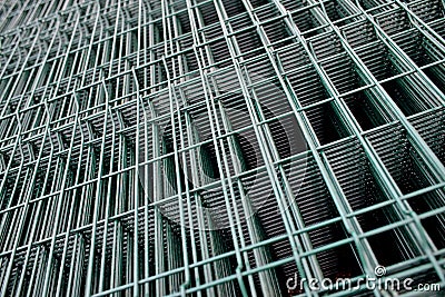 Wire mesh grid