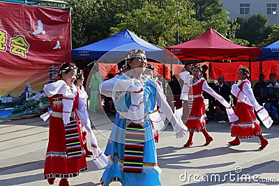 Woman dance tibetan dance