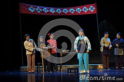 The woman in the village elections- Jiangxi opera a steelyard