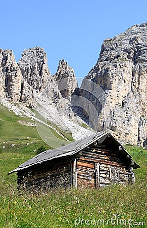 Wooden shed upon the Italian Passo di Gardena