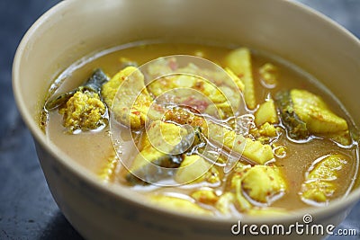 Yellow sea food curry