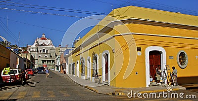 Yellow street street corner Basilica La Soleda