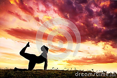 Yoga silhouette parshva marjariasana cat pose