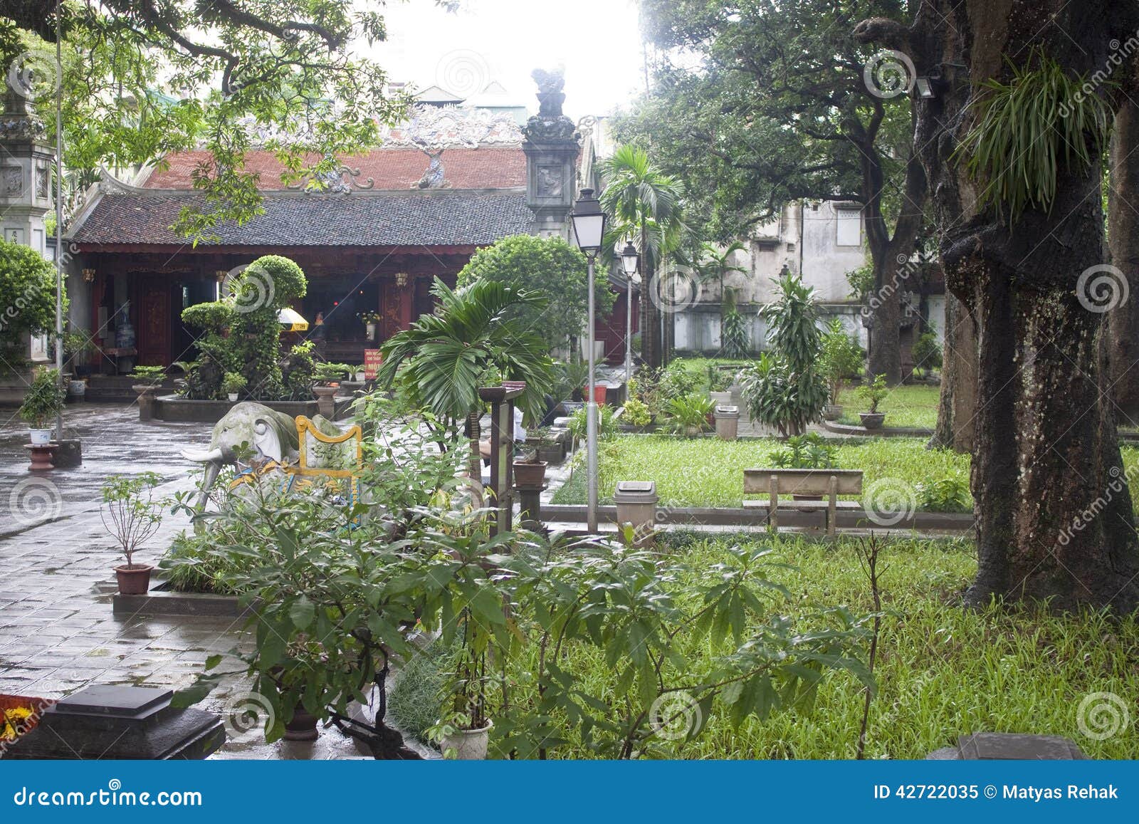 小室权国thanh寺庙庭院图片