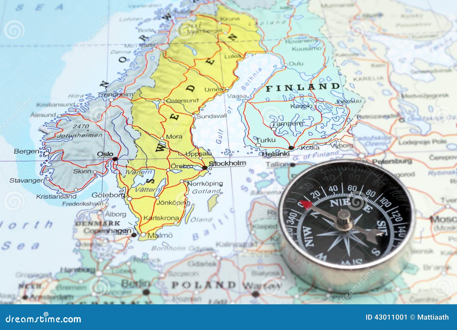 旅行目的地挪威sveden和芬兰,与指南针的地图图片
