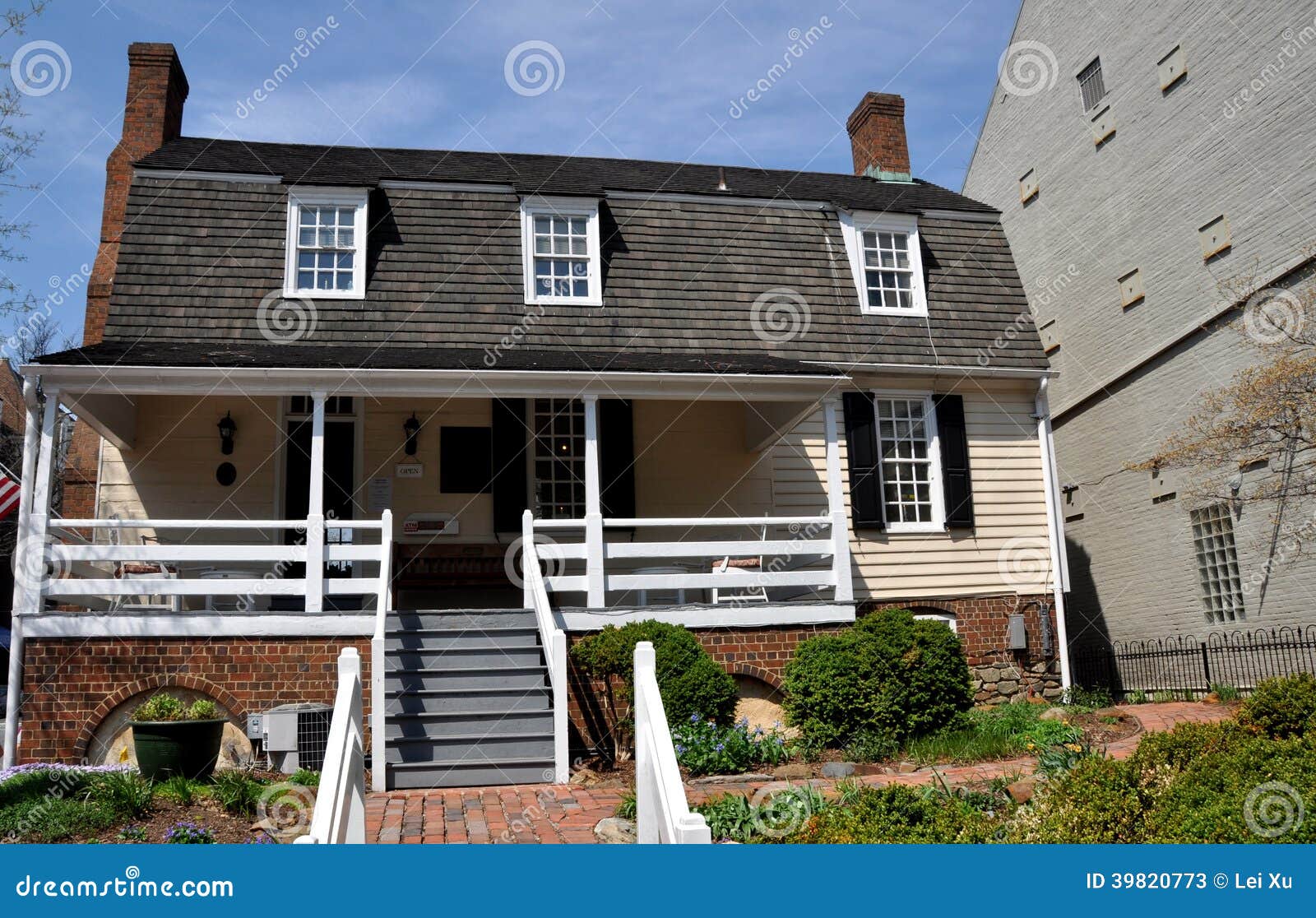 Gambrel Dormer Window Photo Pictures