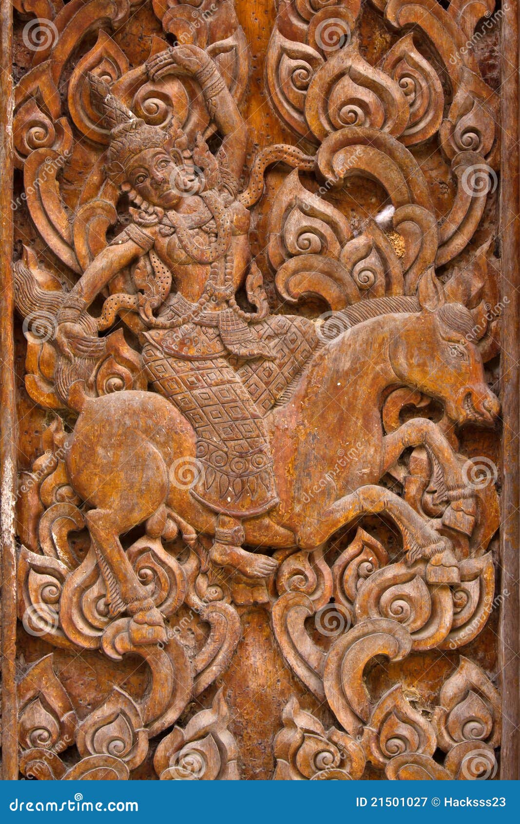 ancient-wood-carvings-ramayana-21501027.jpg