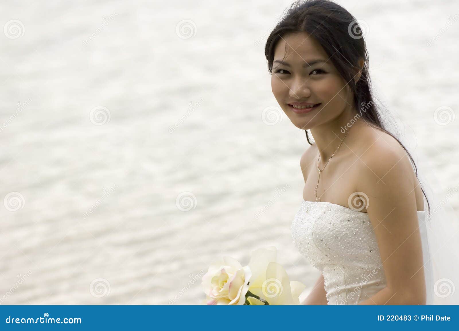 Beautiful Asian Bride Poses Tube Suck Cock