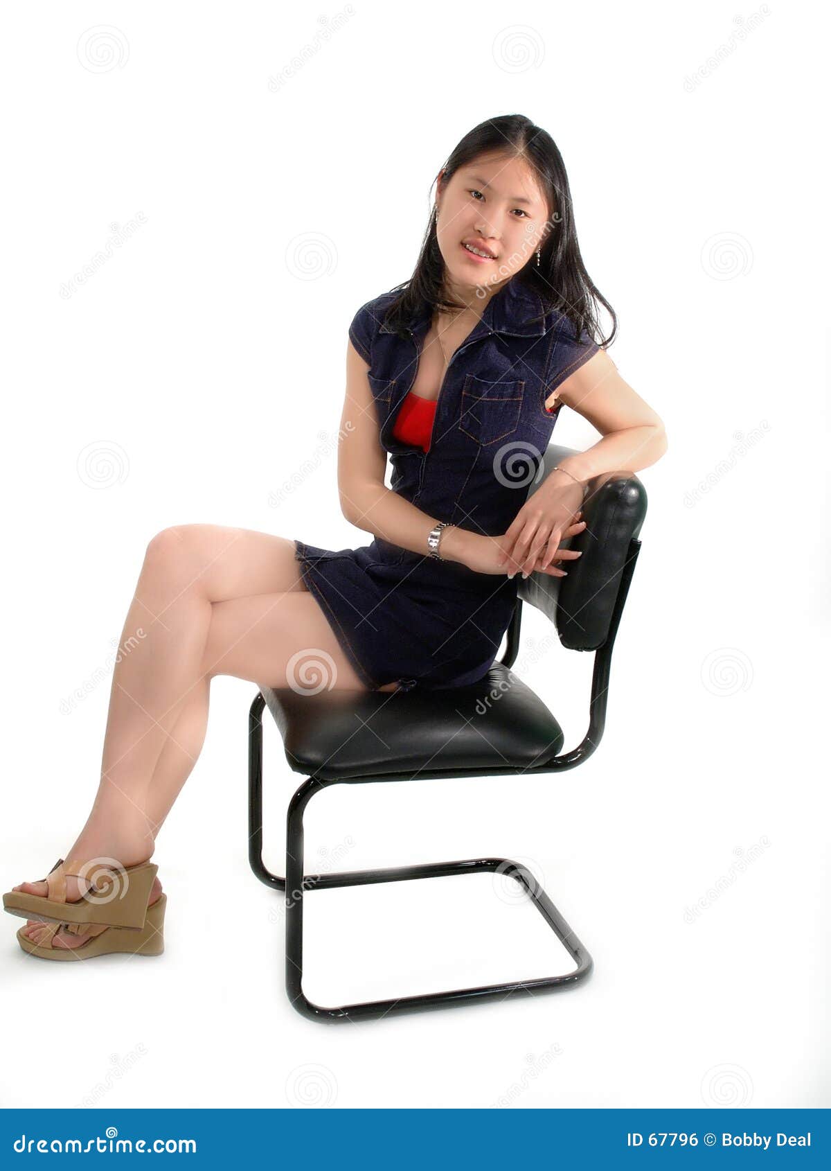 Asian Women Waiting For 109