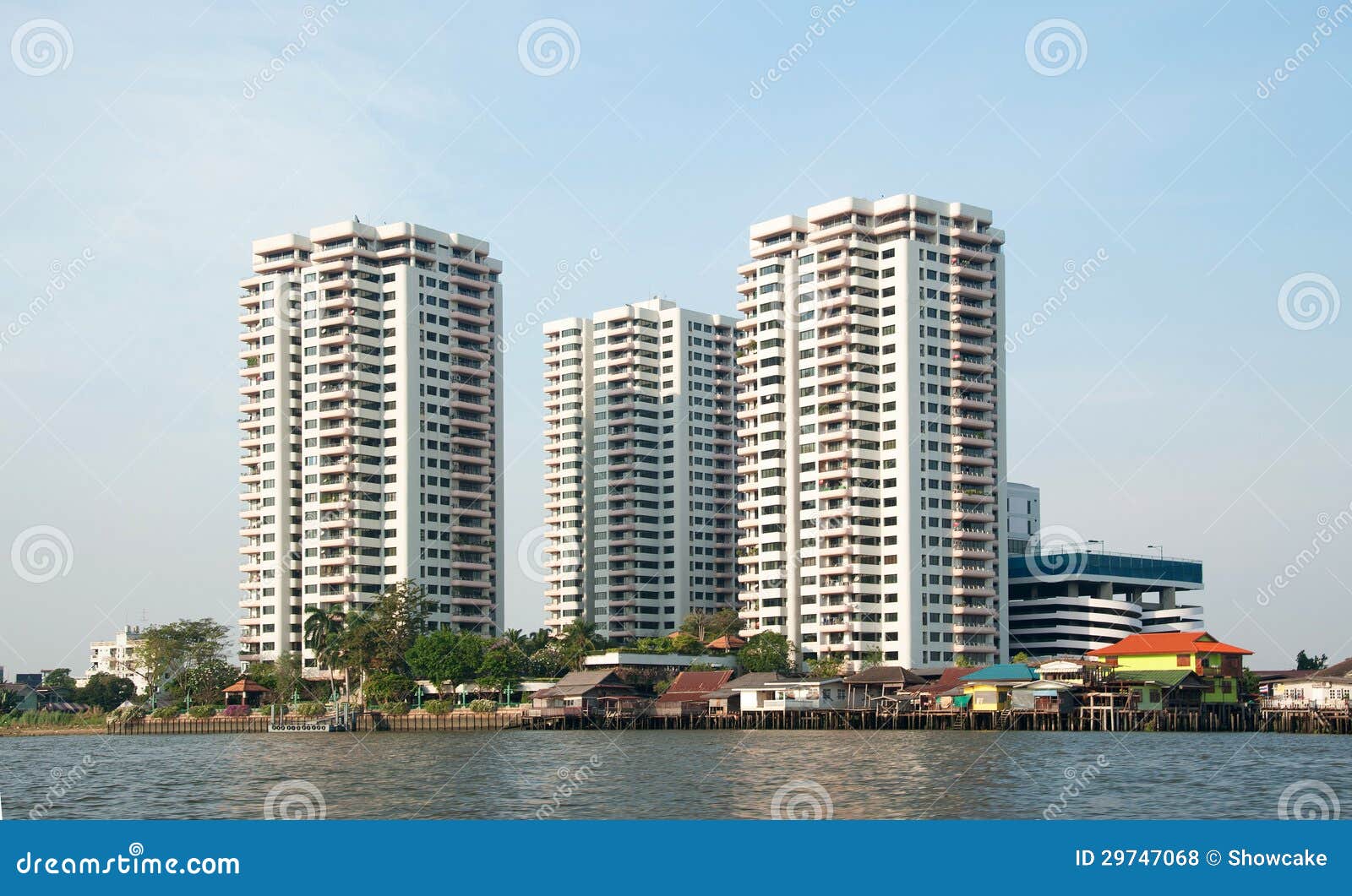 Royalty Free Stock Photos: Bangkok city along chao praya river
