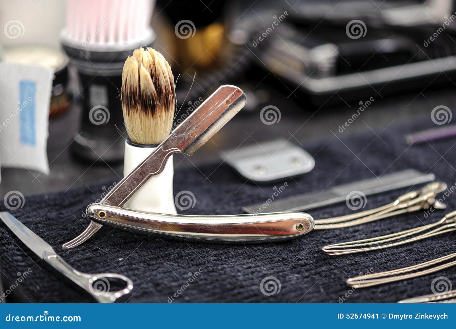 Old fashioned hair brush 42 Old fashioned hair brush 24