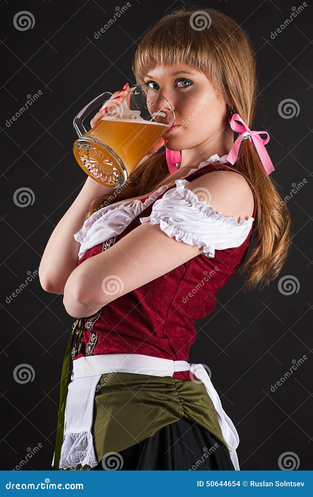 Beautiful Woman Beer 75