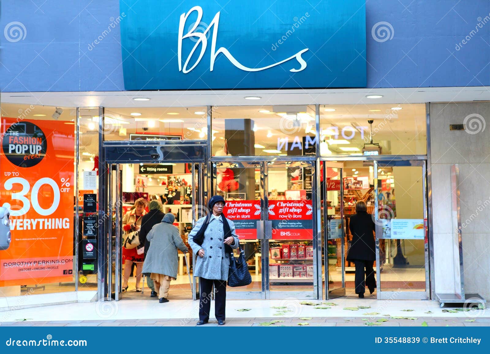 BHS British Home Stores, retail department store facade with shoppers ...