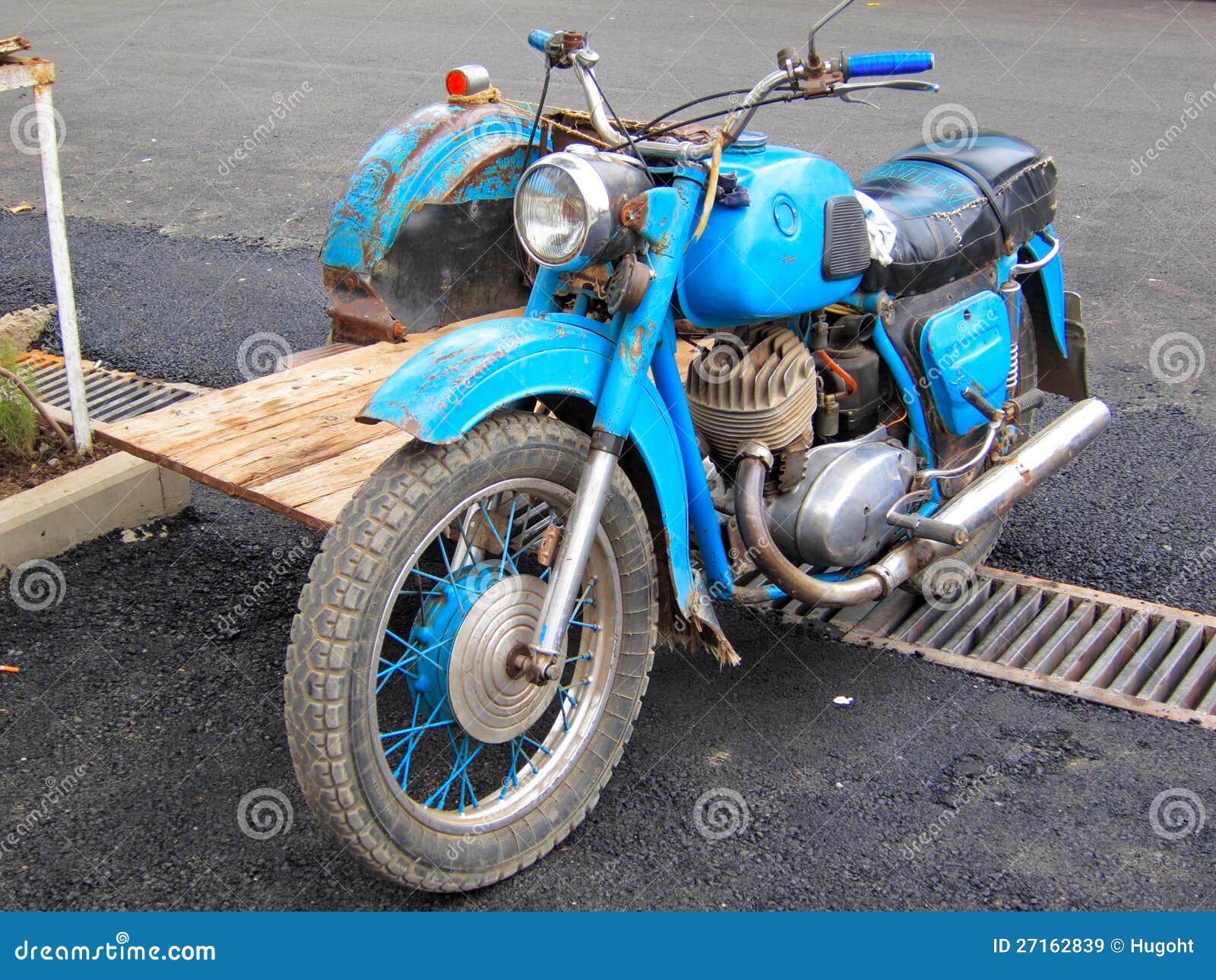 Blue Book On Antique Motorcycles 91