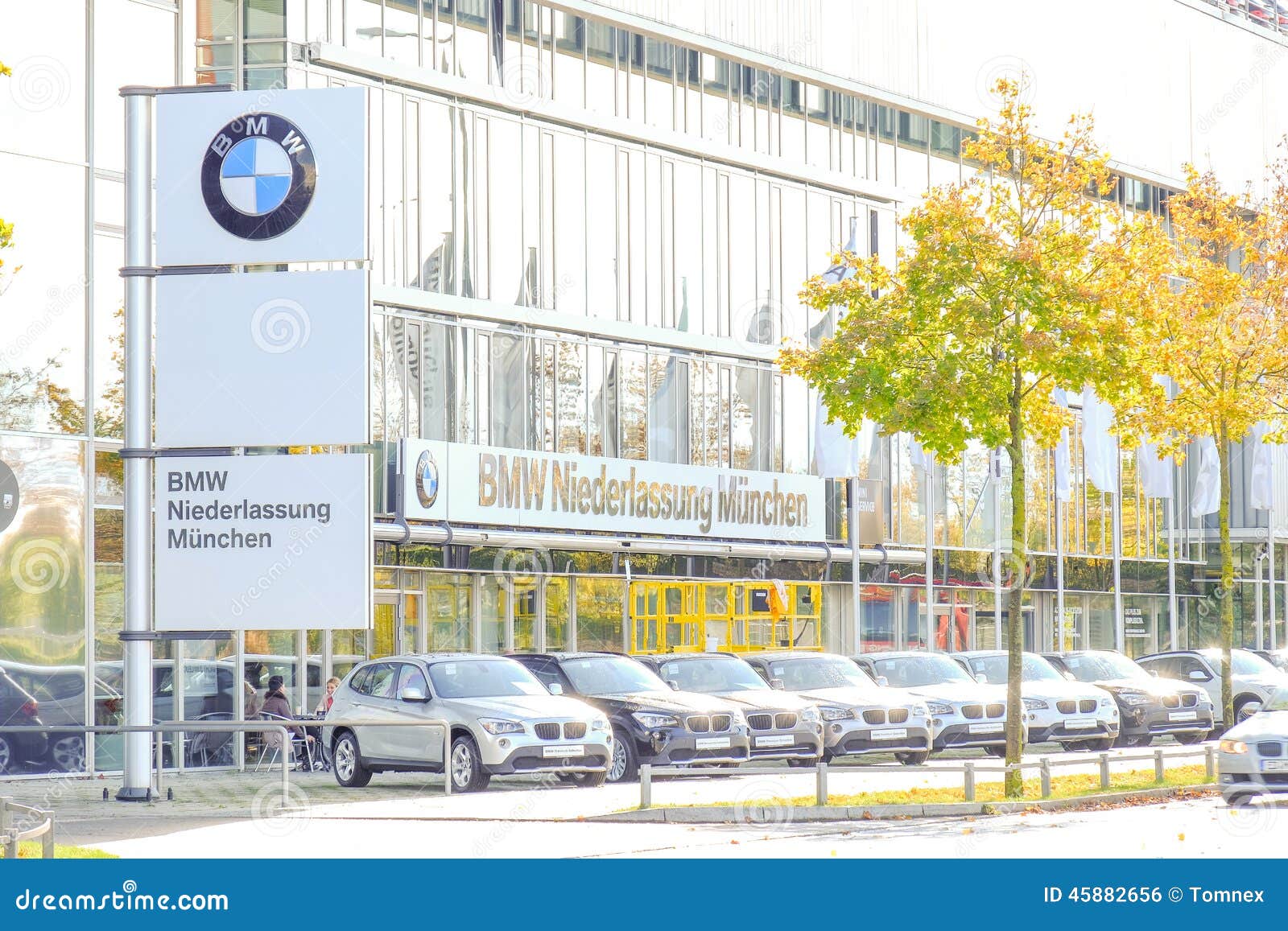 Bmw gebrauchtwagenzentrum munchen allianz arena