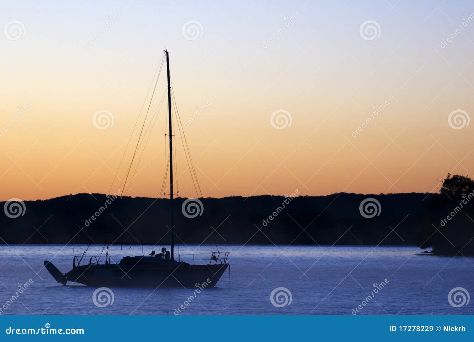 Boat Silhouette Royalty Free Stock Images - Image: 17278229