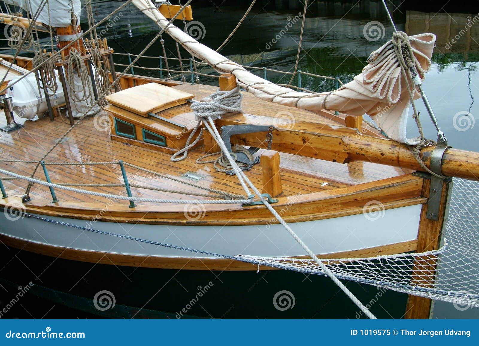 Bow Of Sailing Ship Royalty Free Stock Photo Image 1019575