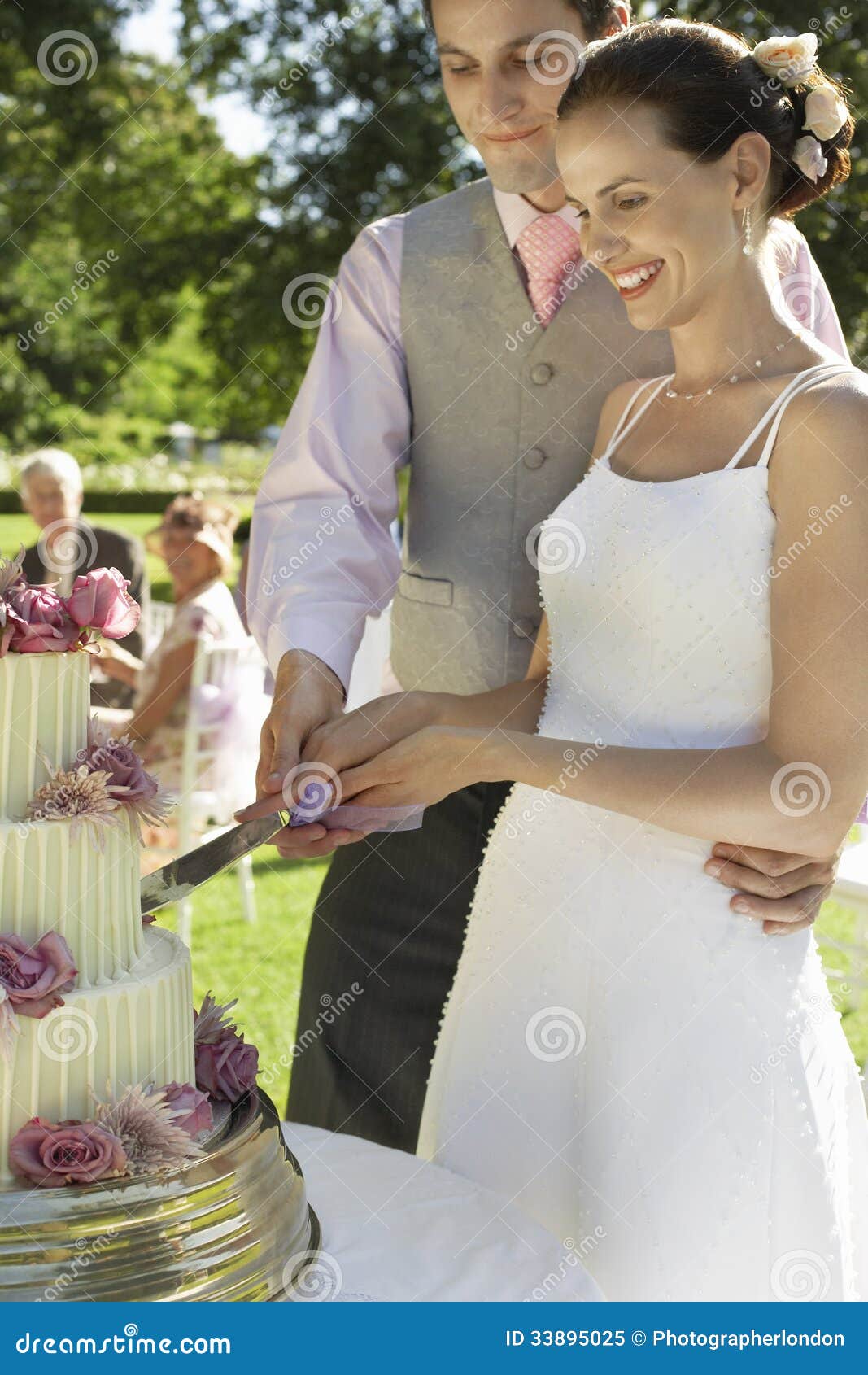 Wedding cake for bride