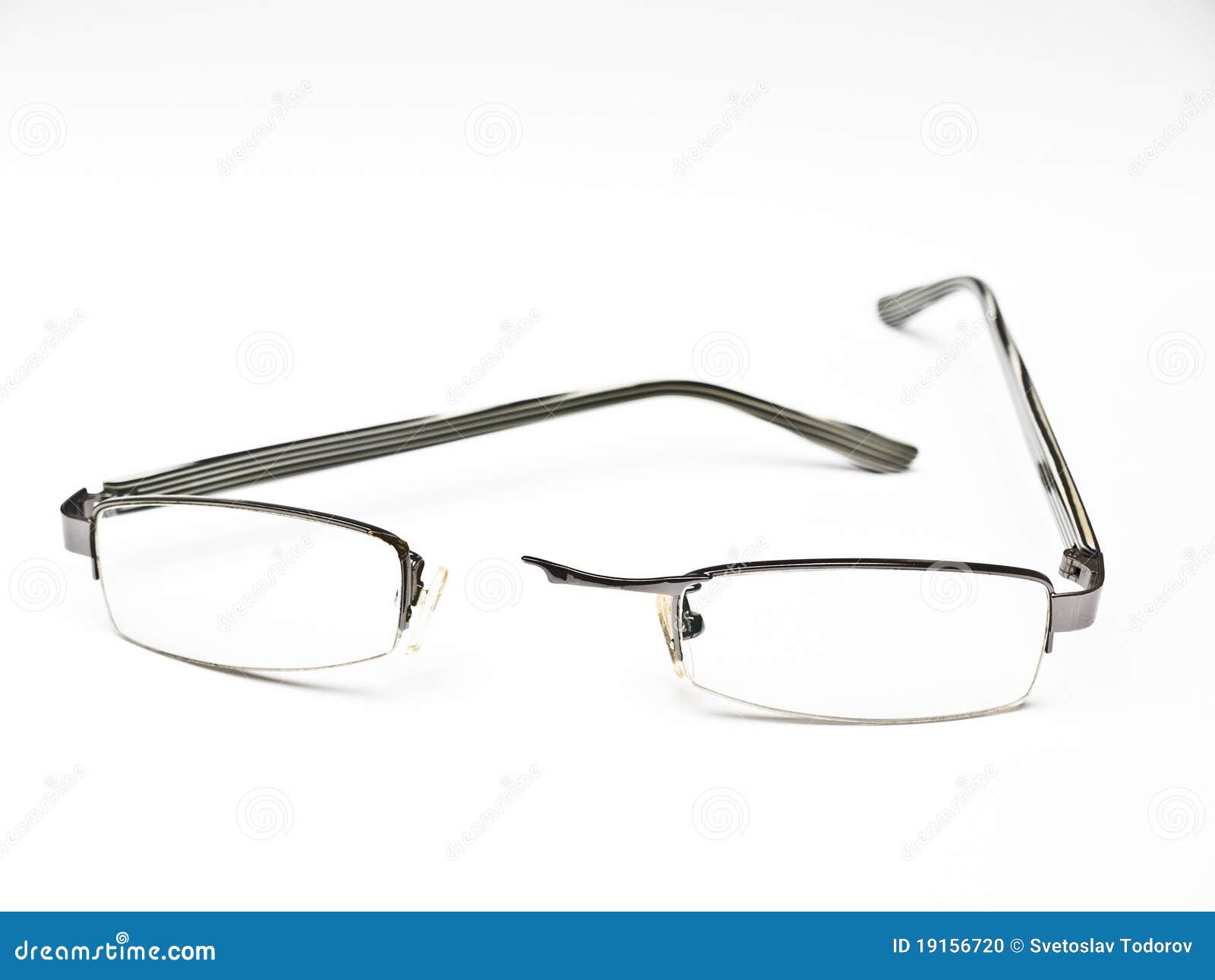 broken eyeglasses clipart - photo #9