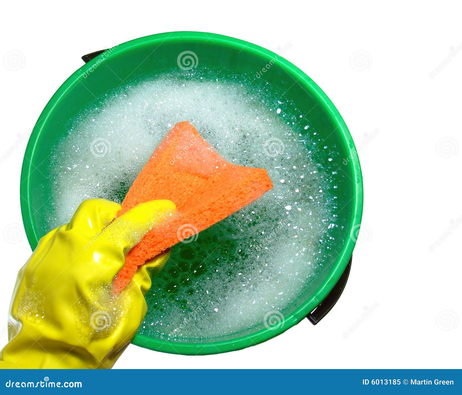 bucket-soapy-water-6013185.jpg