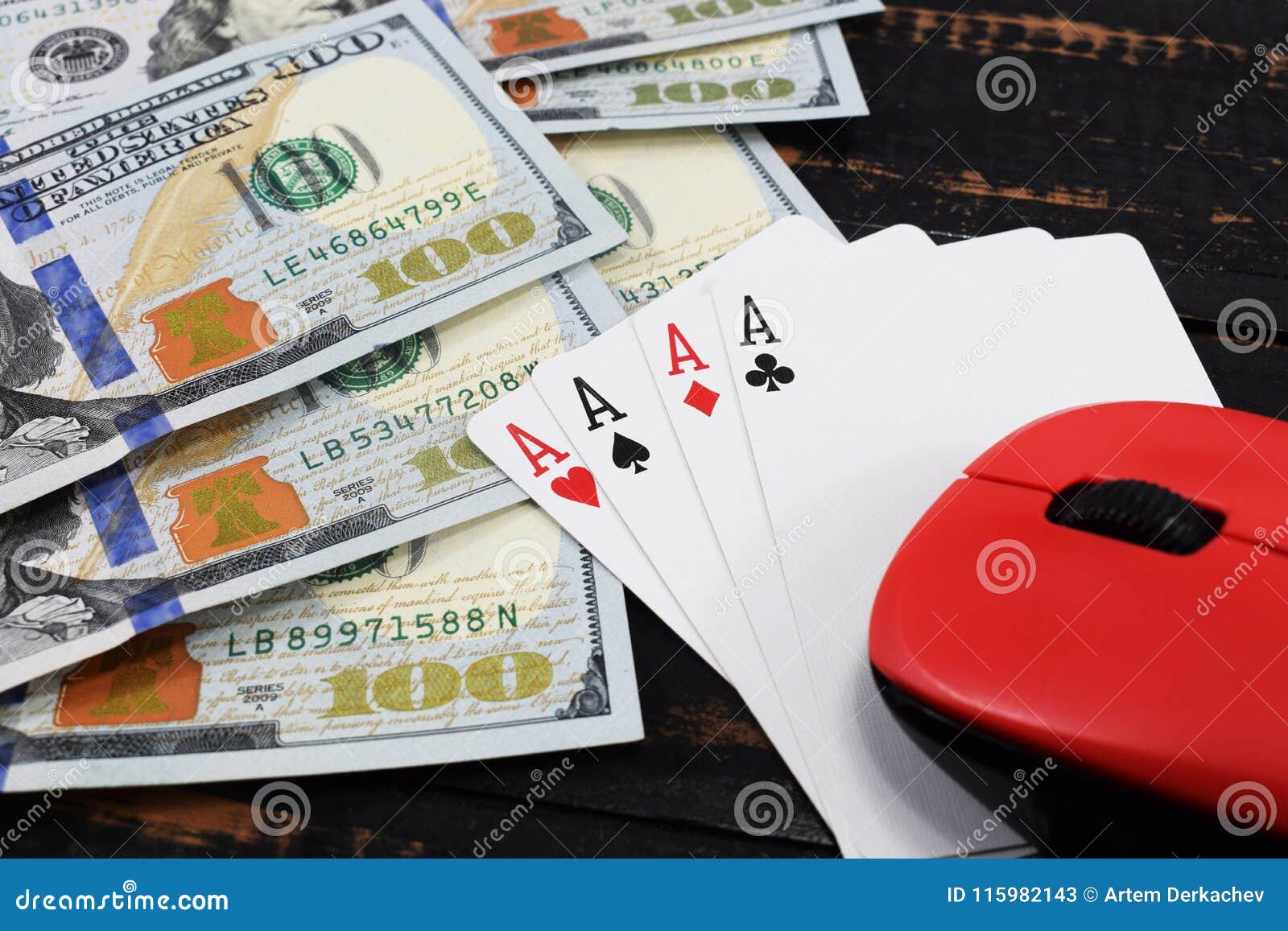 Advantages To Playing Blackjack Online