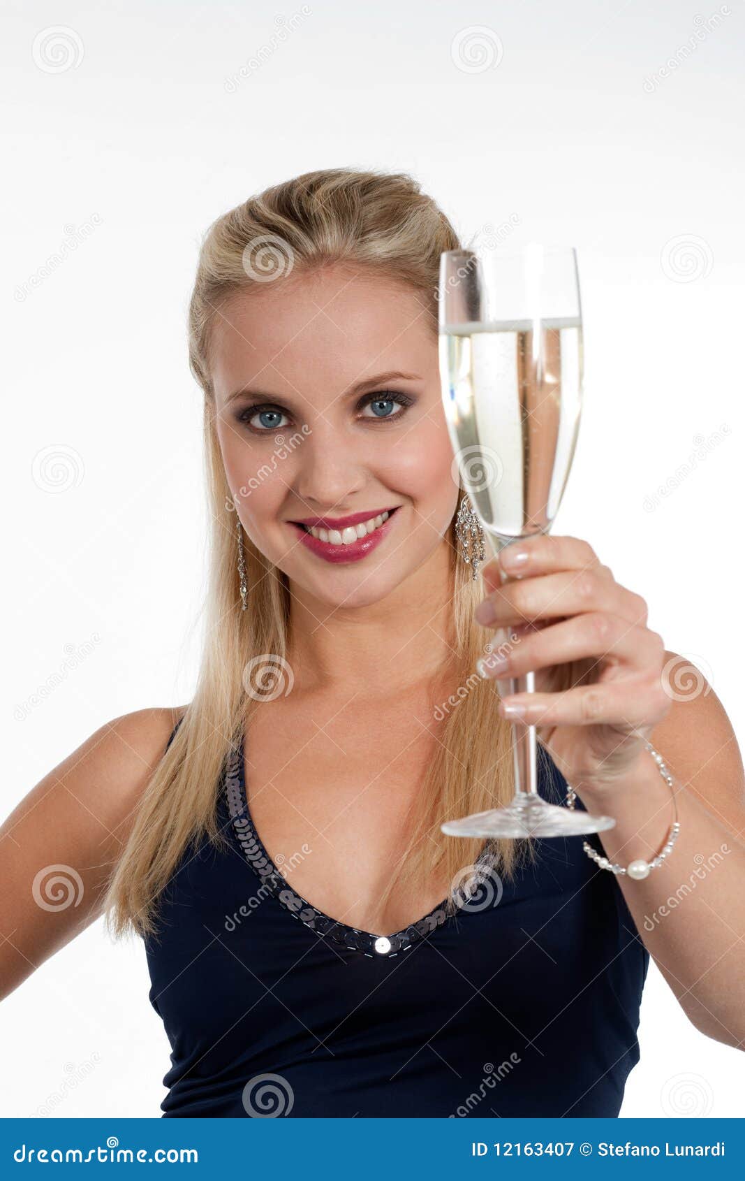 celebrating new years eve essay celebrating new years eve essay
