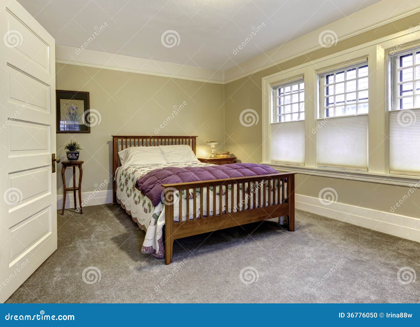 Chambre a coucher brun beige – lombards