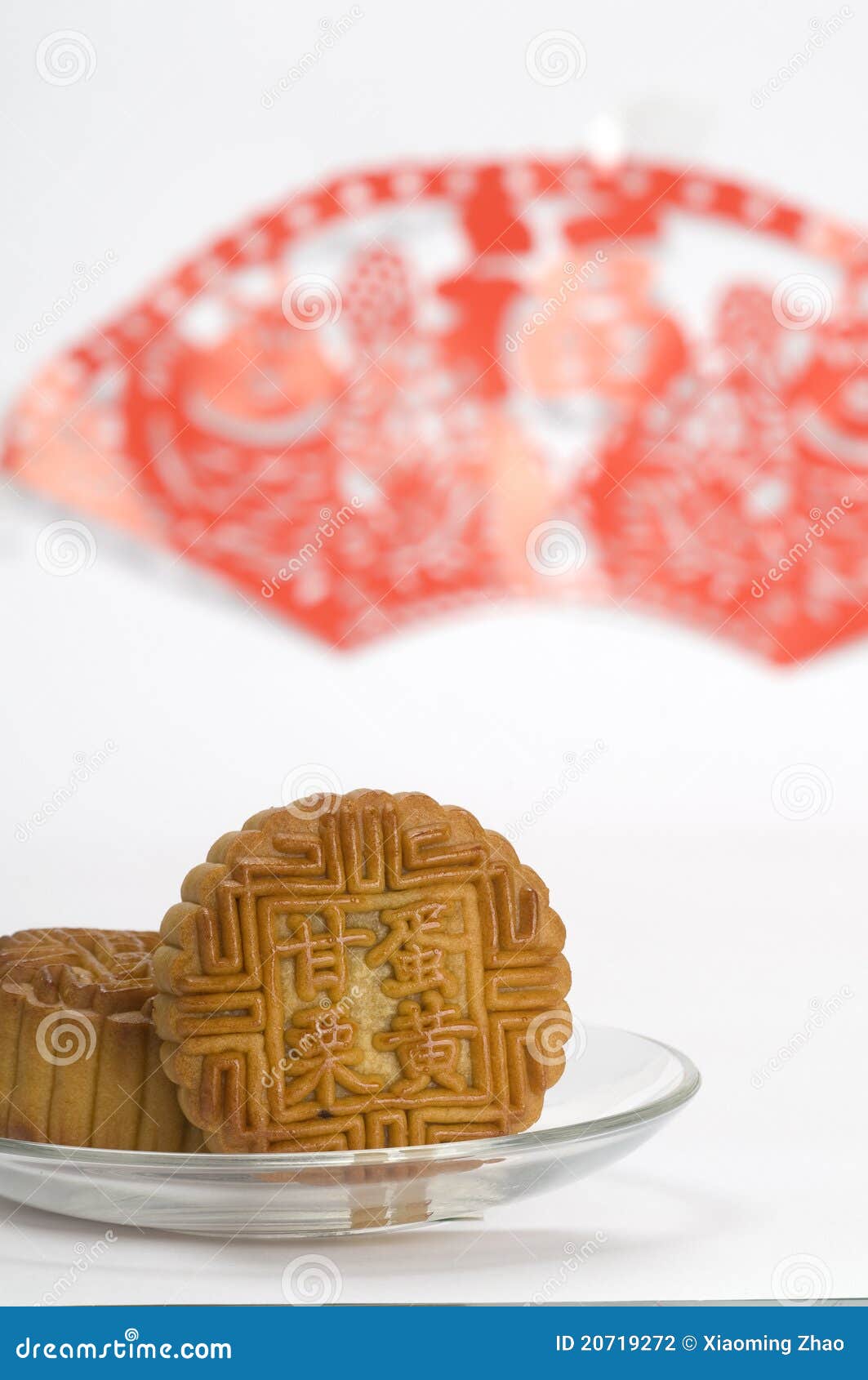  - chinese-moon-cakes-20719272